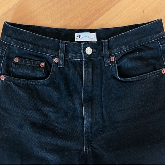 Zara Straight Leg Black Jeans - Picture 3 of 5